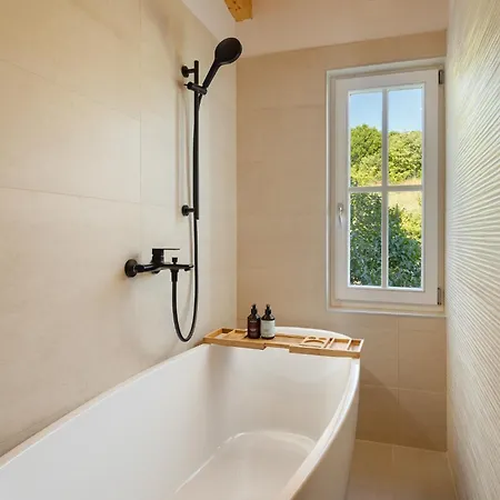 Villa Brisa - 3 En-suite Bedrooms And Private Jacuzzi